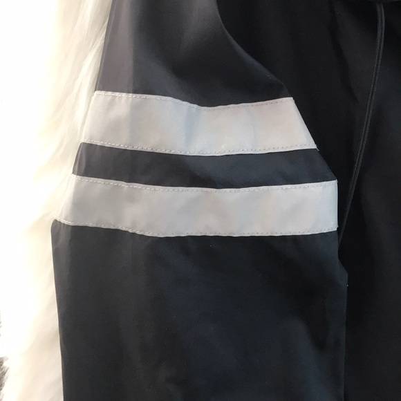 Forever 21 Hooded Active Reflective stripe Jacket - Picture 6 of 11